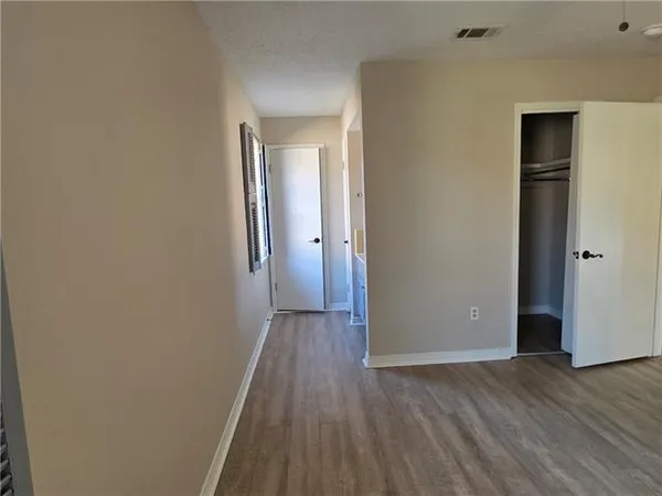 $2,200 | 2108 South Glencove Lane, Terrytown, LA 70056