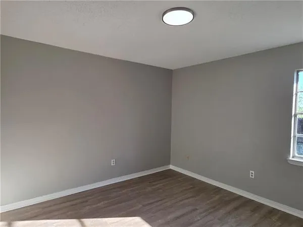 $2,200 | 2108 South Glencove Lane, Terrytown, LA 70056