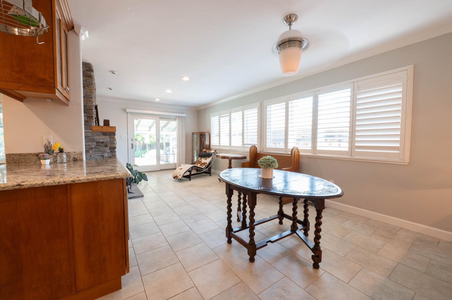 4530 Bela Way Carmichael, CA 95608 - Photo 10 of 36 Dining/family room opens up off the kitchen.