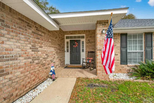 $300,000 | 6532 Eagle Crest Drive, Milton, FL 32570