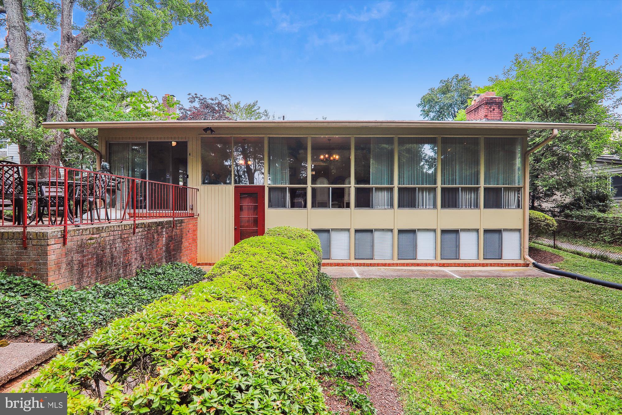 122 St Lawrence Drive Silver Spring, MD 20901 - Photo 3 of 9 front view of a house with a yard