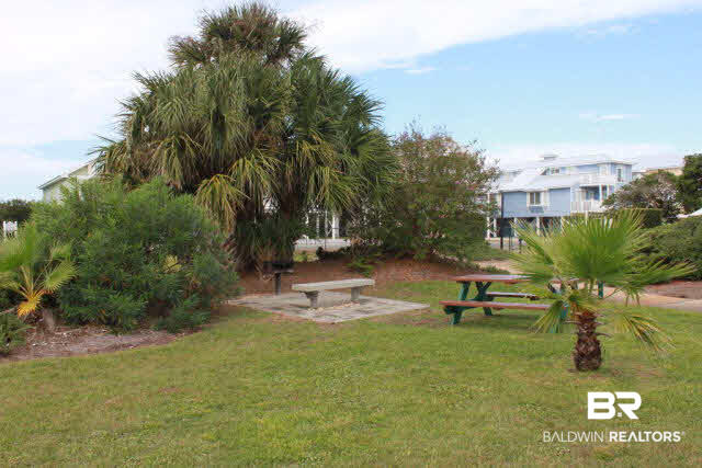 497 Plantation Road, Unit 1355 Gulf Shores, AL 36542 - Photo 29 of 31 BBQ
