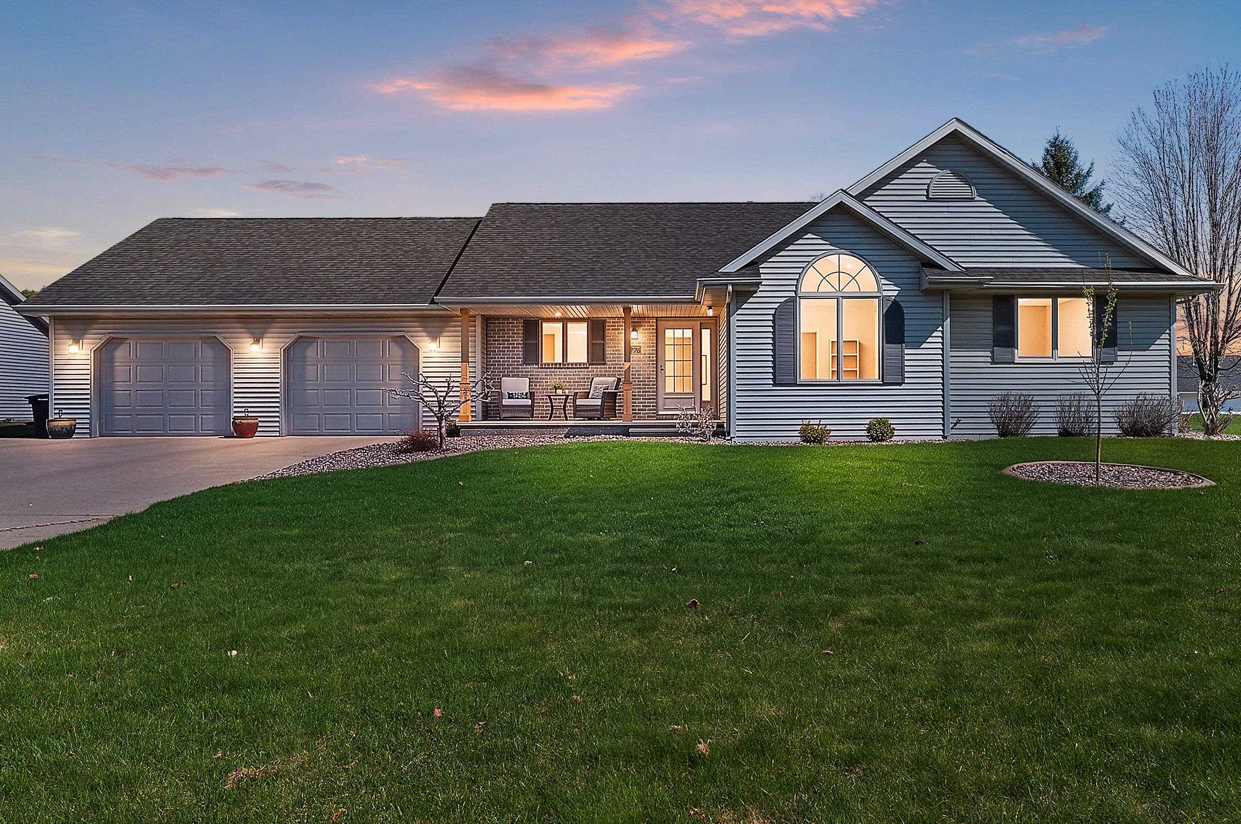 2776 Steamboat Springs Run Green Bay, WI 54313 - Photo 2 of 90