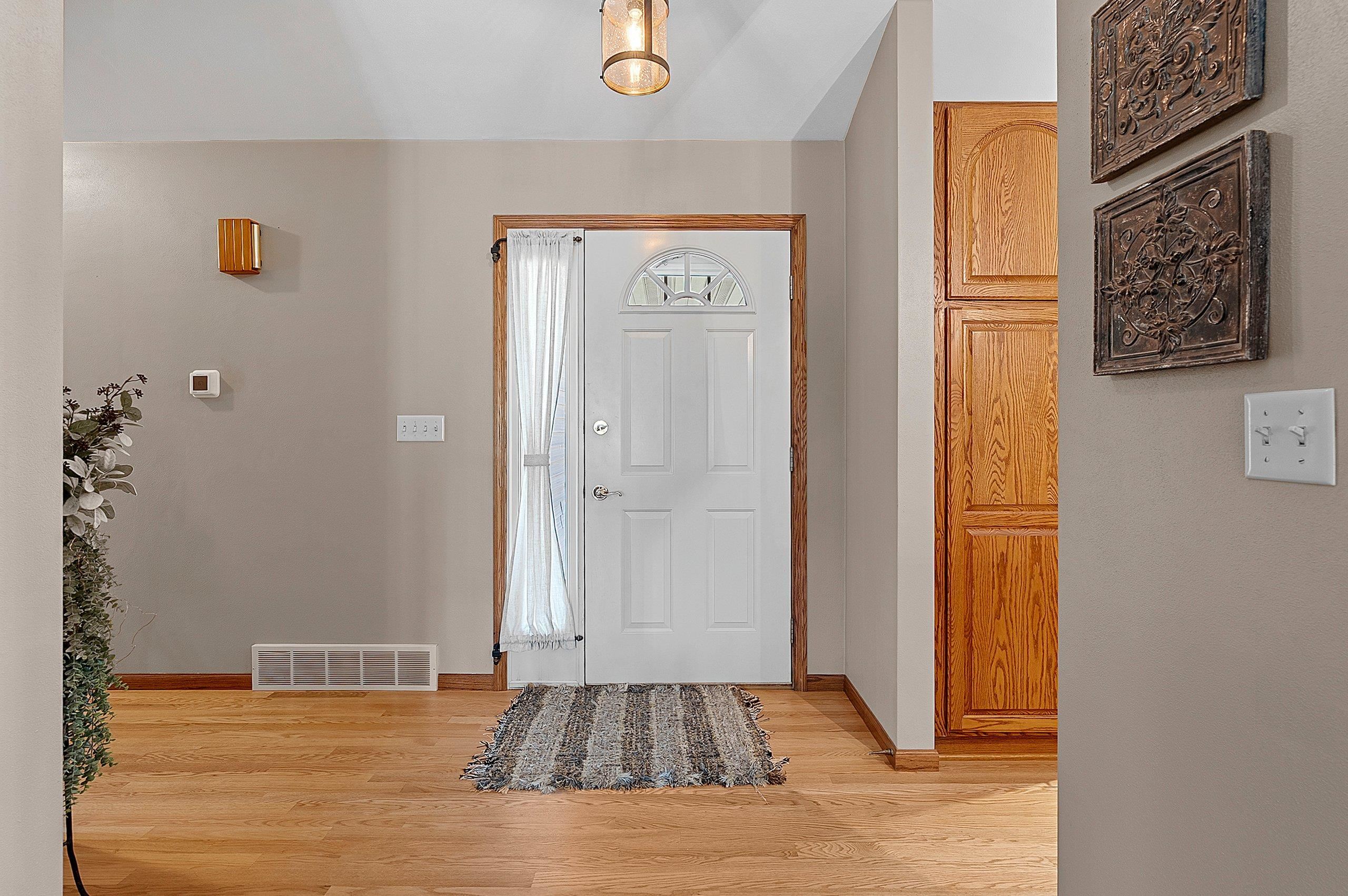 2776 Steamboat Springs Run Green Bay, WI 54313 - Photo 7 of 90