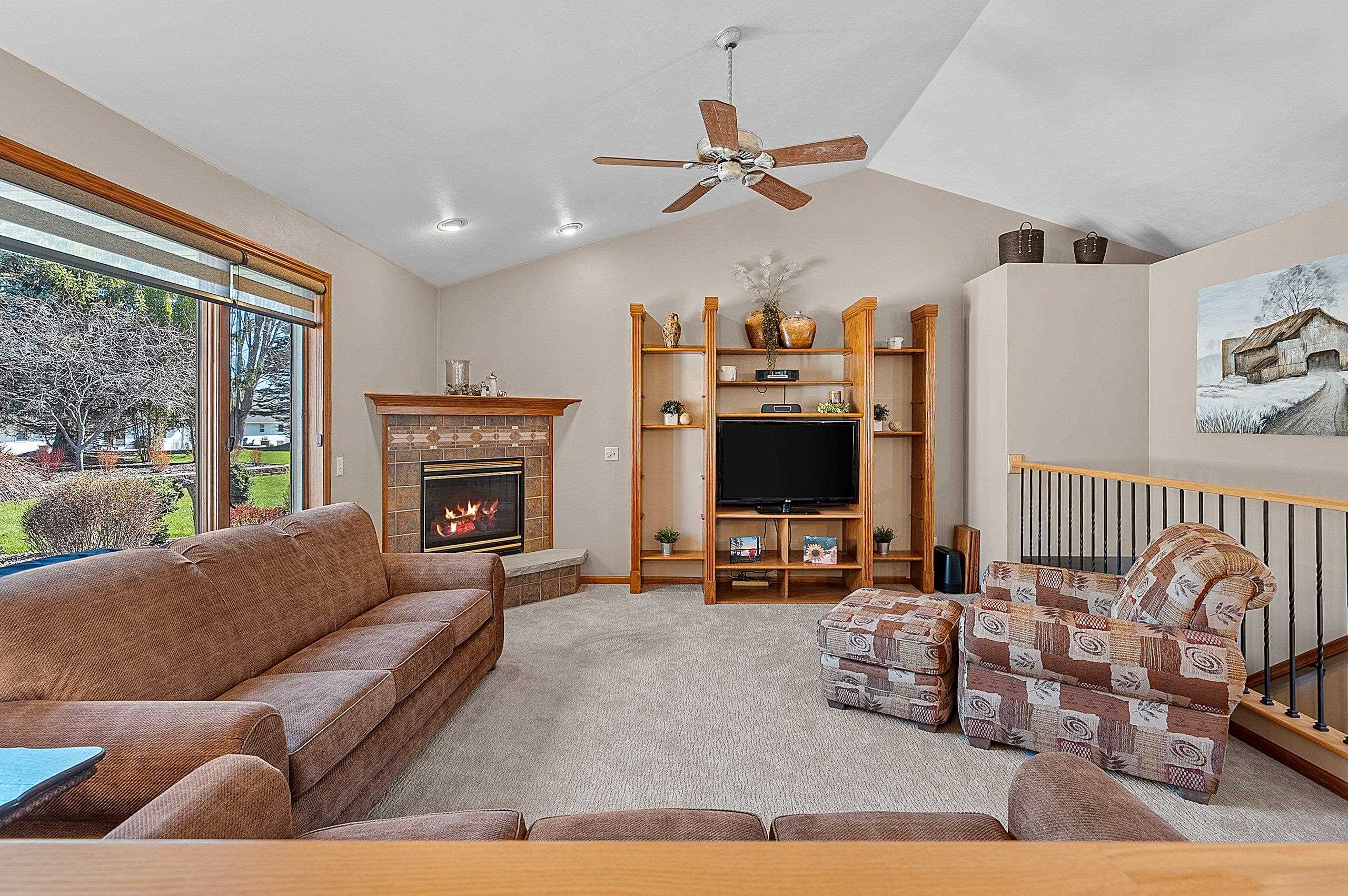 2776 Steamboat Springs Run Green Bay, WI 54313 - Photo 10 of 90