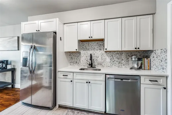 $299,000 | 2604 Custer Parkway, Unit B, Richardson, TX 75080