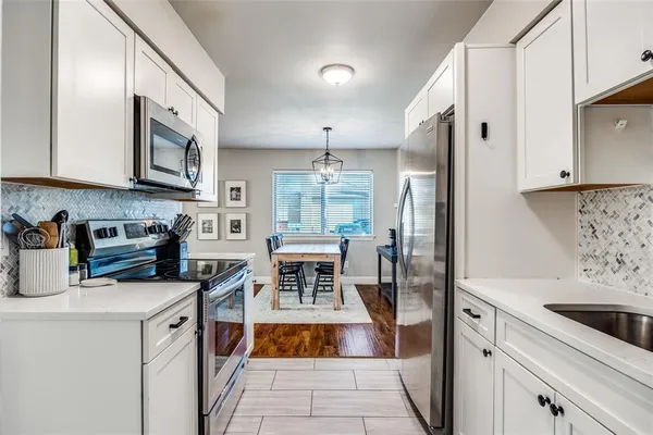 $299,000 | 2604 Custer Parkway, Unit B, Richardson, TX 75080