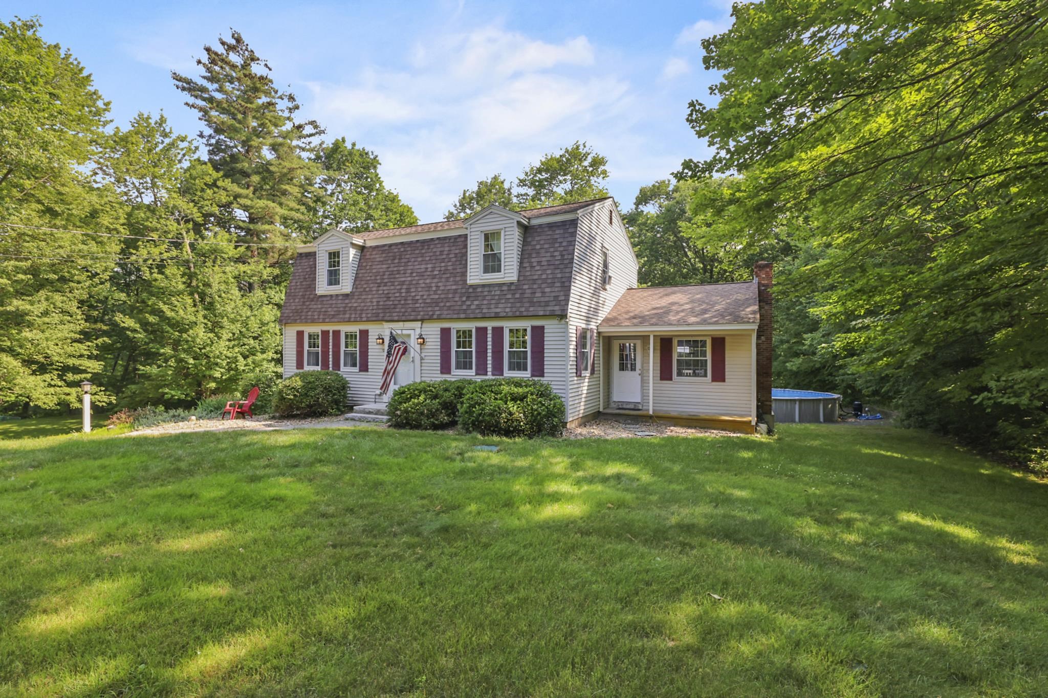 12 Gaita Drive Derry, NH 03038 - Photo 1 of 39