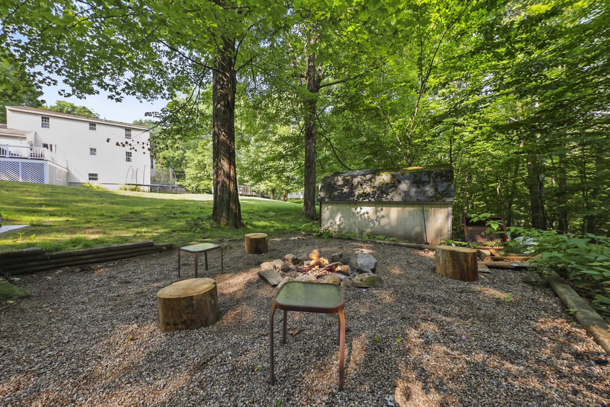 12 Gaita Drive Derry, NH 03038 - Photo 31 of 39