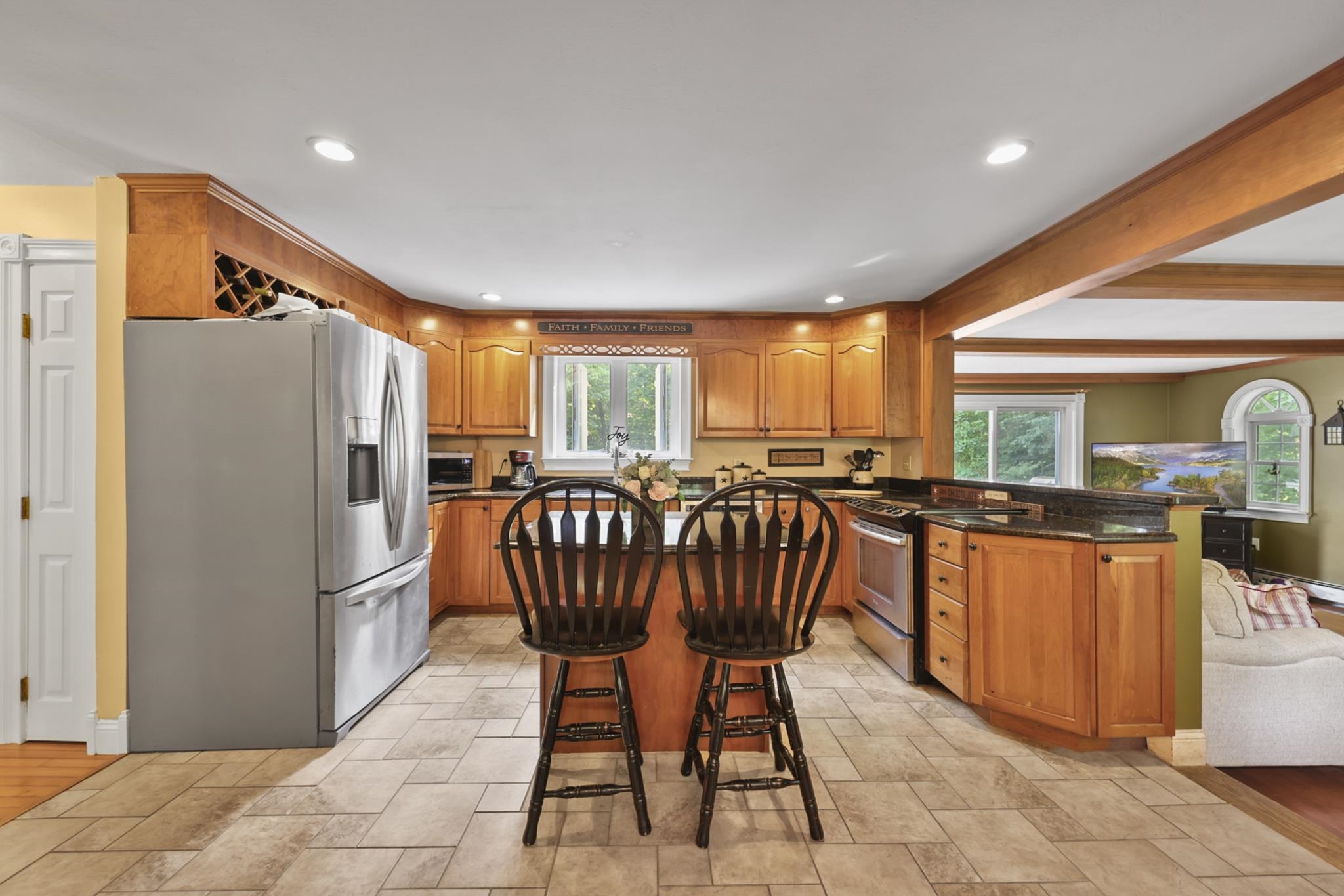 12 Gaita Drive Derry, NH 03038 - Photo 34 of 39