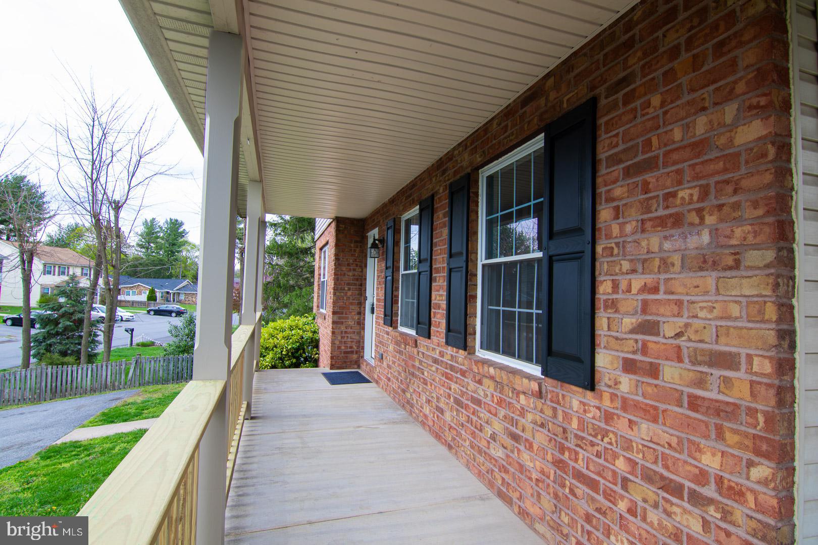 916 Harwood Road Hagerstown, MD 21740 - Photo 10 of 27