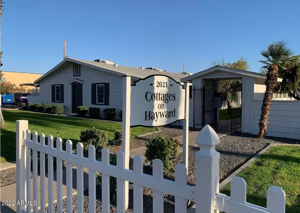 $1,395 | 2021 West Hayward Avenue, Unit 25, Phoenix, AZ 85021