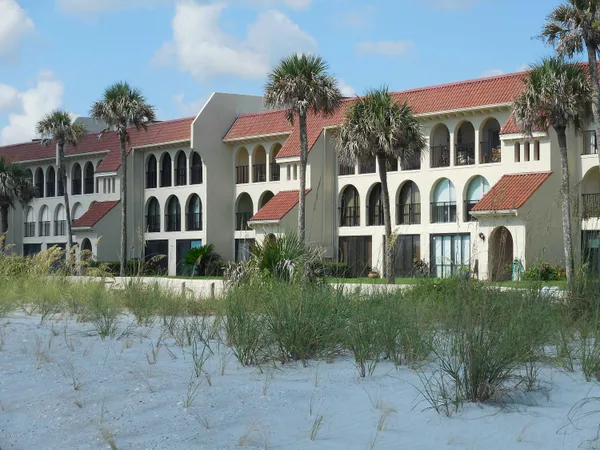 $4,500 | 10 10th Street, Unit 33, Atlantic Beach, FL 32233