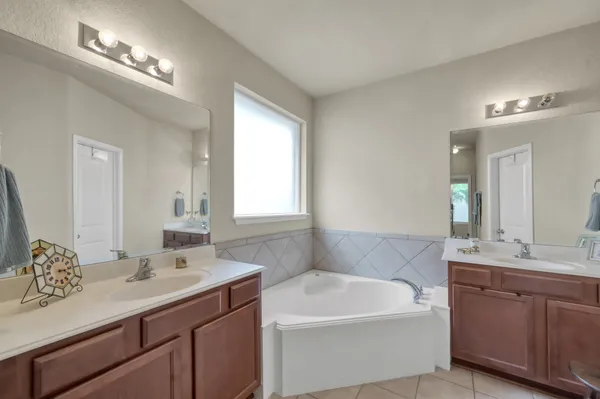 $343,700 | 1904 Pagemill Lane, Conroe, TX 77304