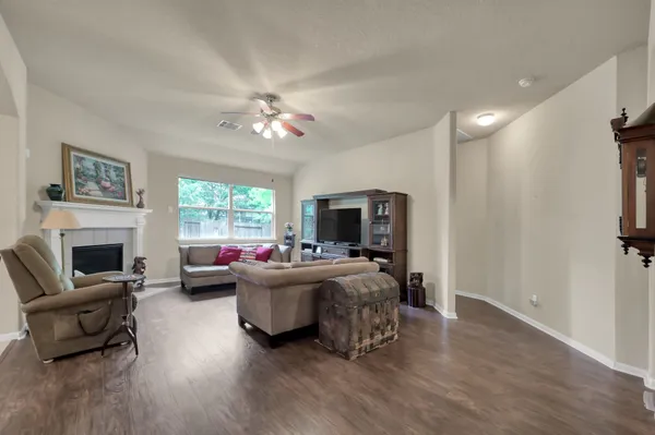 $343,700 | 1904 Pagemill Lane, Conroe, TX 77304