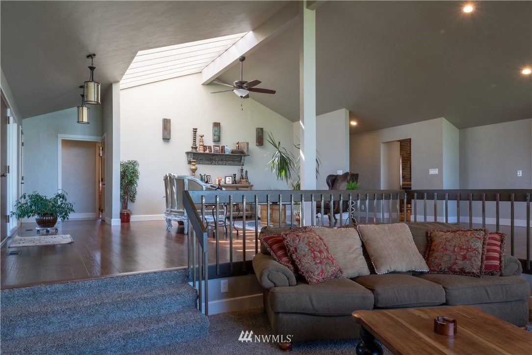 1161 Moe Road Ellensburg, WA 98926 - Photo 4 of 25 Gallery Image 4