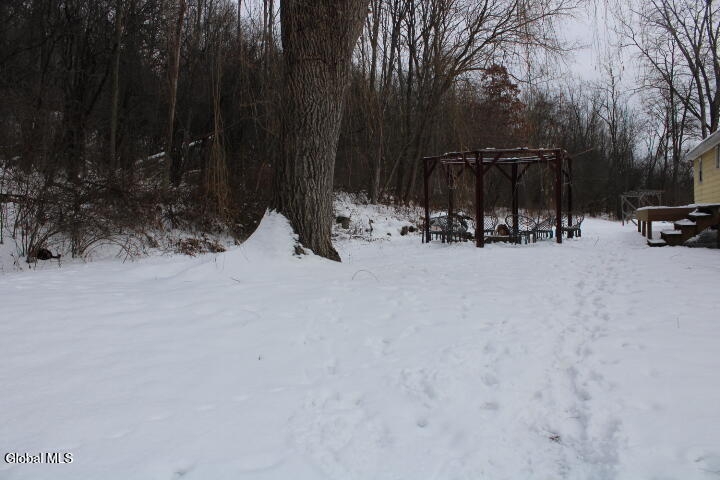 5764 Amsterdam Road Schenectady, NY 12302 - Photo 3 of 26 IMG_0028