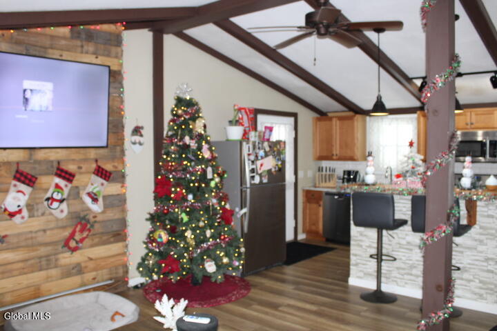 5764 Amsterdam Road Schenectady, NY 12302 - Photo 8 of 26 IMG_0018