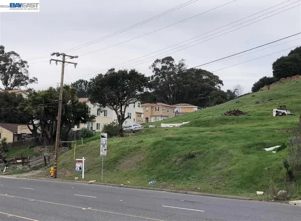 $2,890,000 | 26660 Hayward Boulevard, Hayward, CA 94542