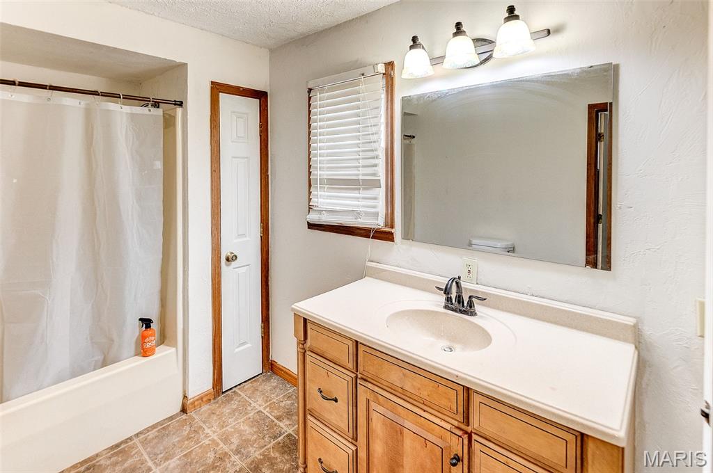 11 Kevin Street Waterloo, IL 62298 - Photo 11 of 14