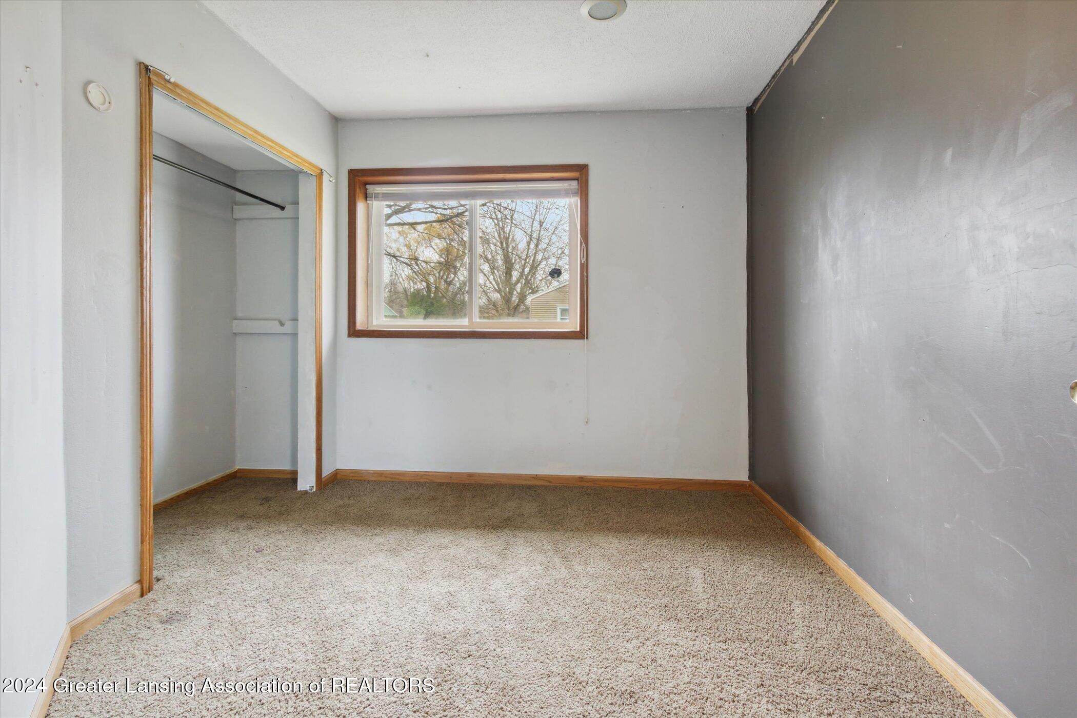 932 College Road Mason, MI 48854 - Photo 27 of 43 31-932-College-Rd-Mason-MI-48854-WindowS