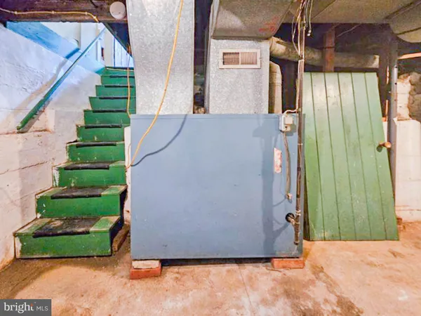 a view of a storage & utility room