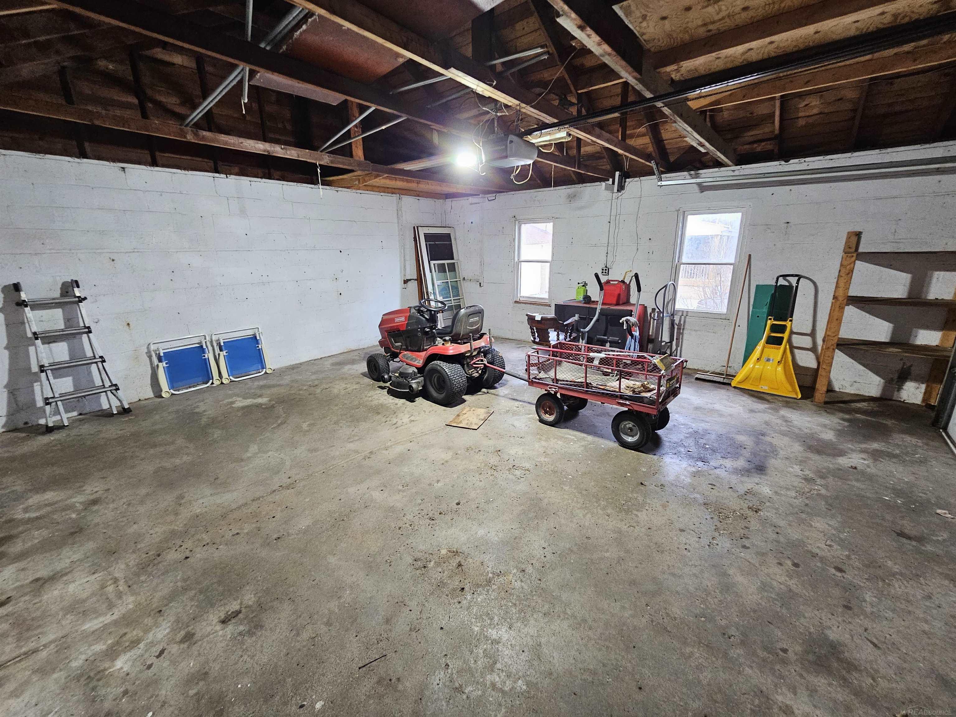 43375 Utica Road Sterling Heights, MI 48314 - Photo 9 of 22 50129614-7c13ef6c-4f17-460a-969e-620a9db4453d.JPG