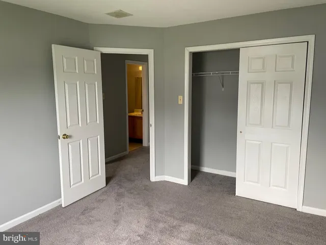 $2,400 | 910 Vine Street, Perkasie, PA 18944