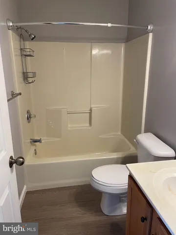 $2,400 | 910 Vine Street, Perkasie, PA 18944