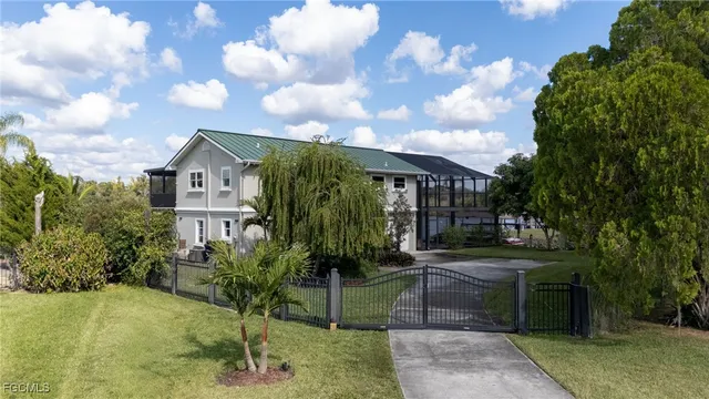 $590,000 | 2121 Sebastian Court, Alva, FL 33920