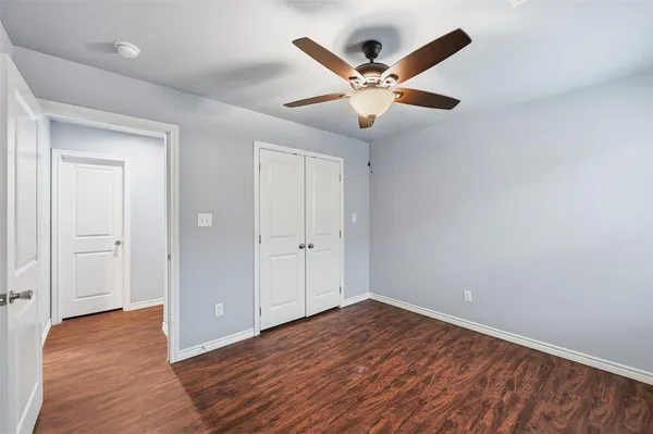 $399,000 | 709 West Madison Street, Ennis, TX 75119