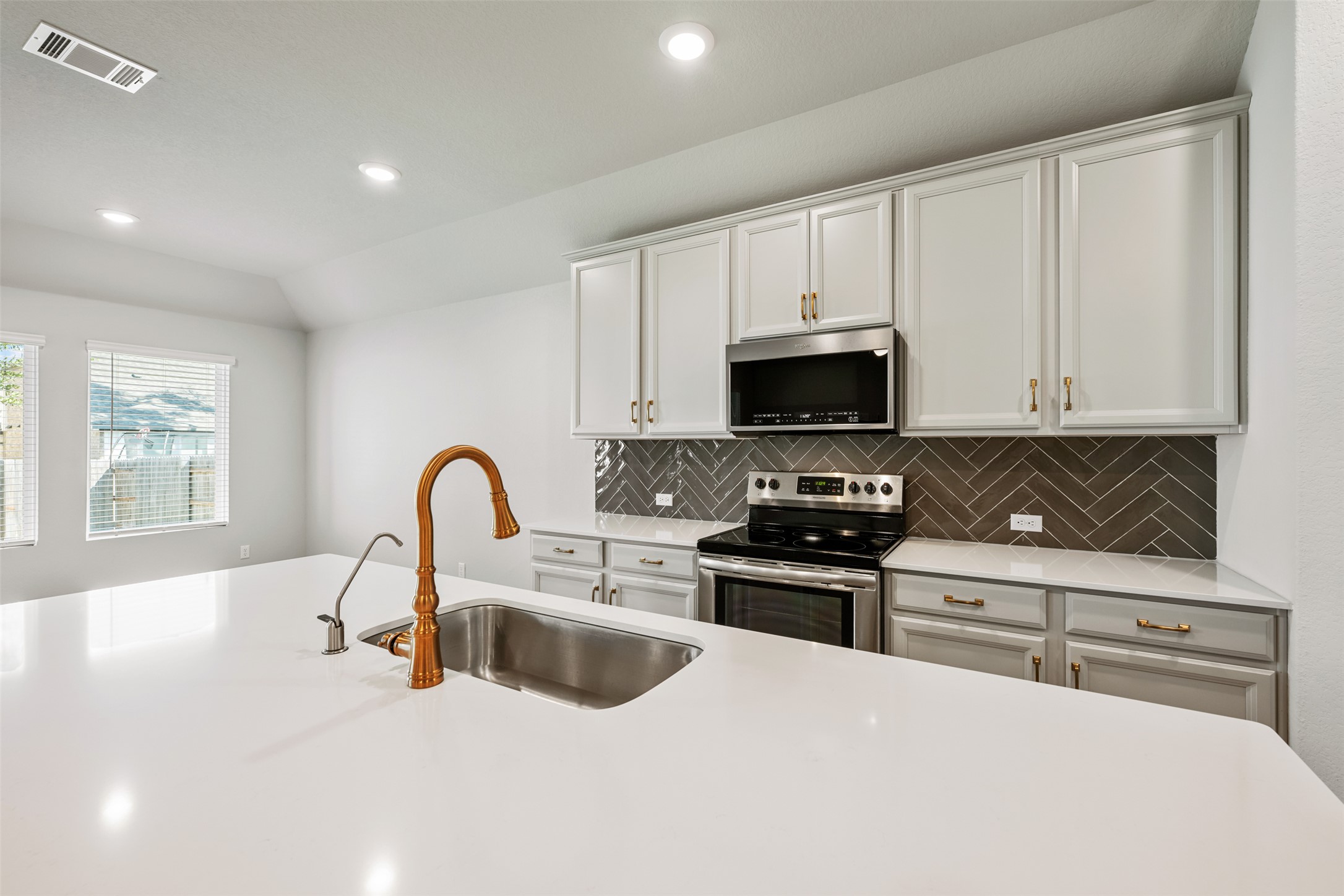 208 Golden Gate Lane Kyle, TX 78640 - Photo 13 of 40