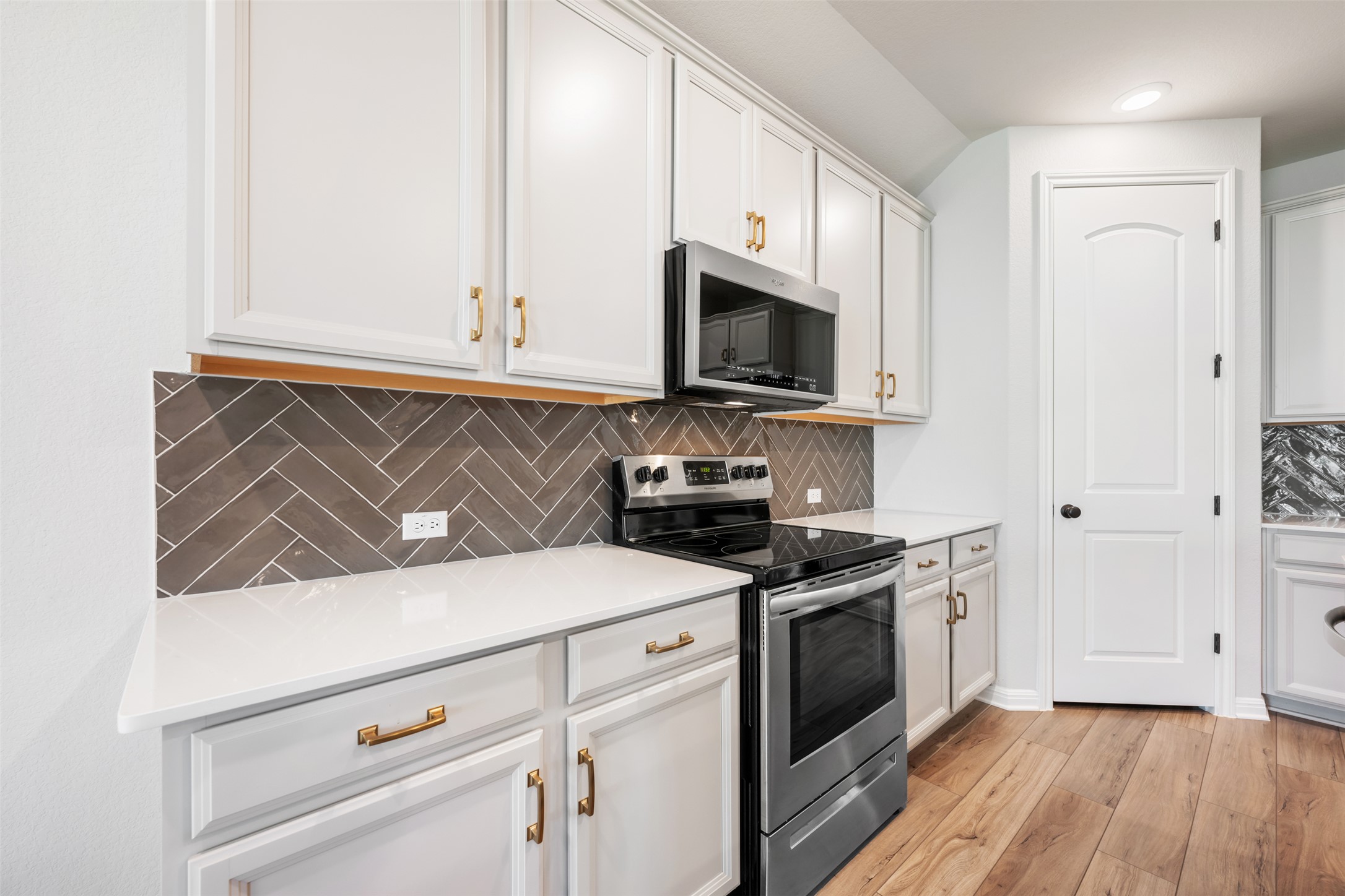 208 Golden Gate Lane Kyle, TX 78640 - Photo 19 of 40