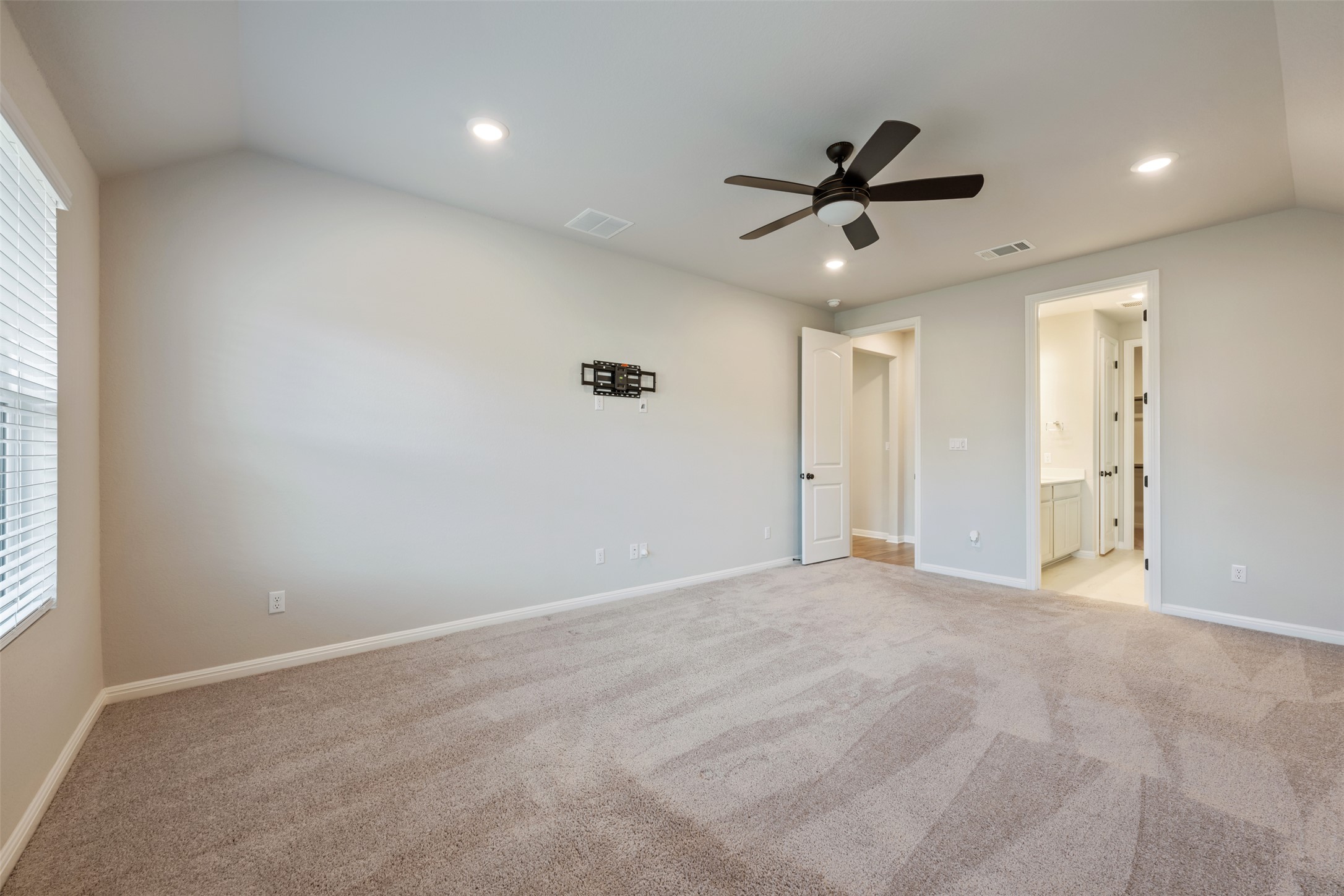 208 Golden Gate Lane Kyle, TX 78640 - Photo 23 of 40