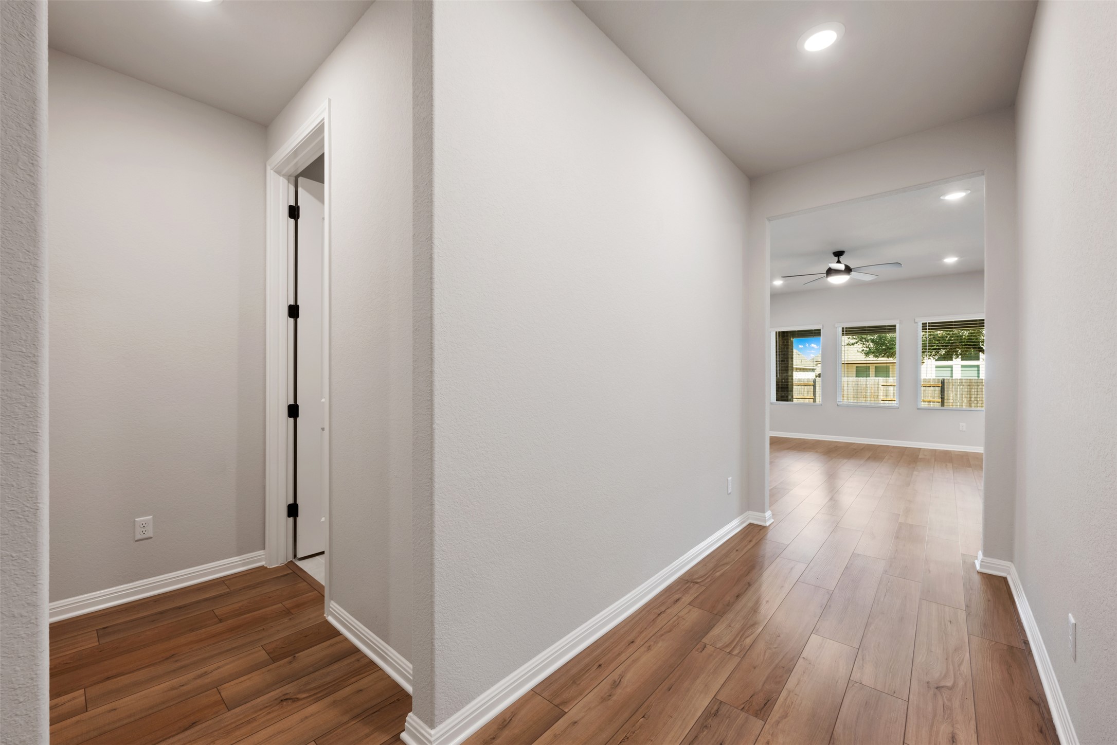 208 Golden Gate Lane Kyle, TX 78640 - Photo 8 of 40