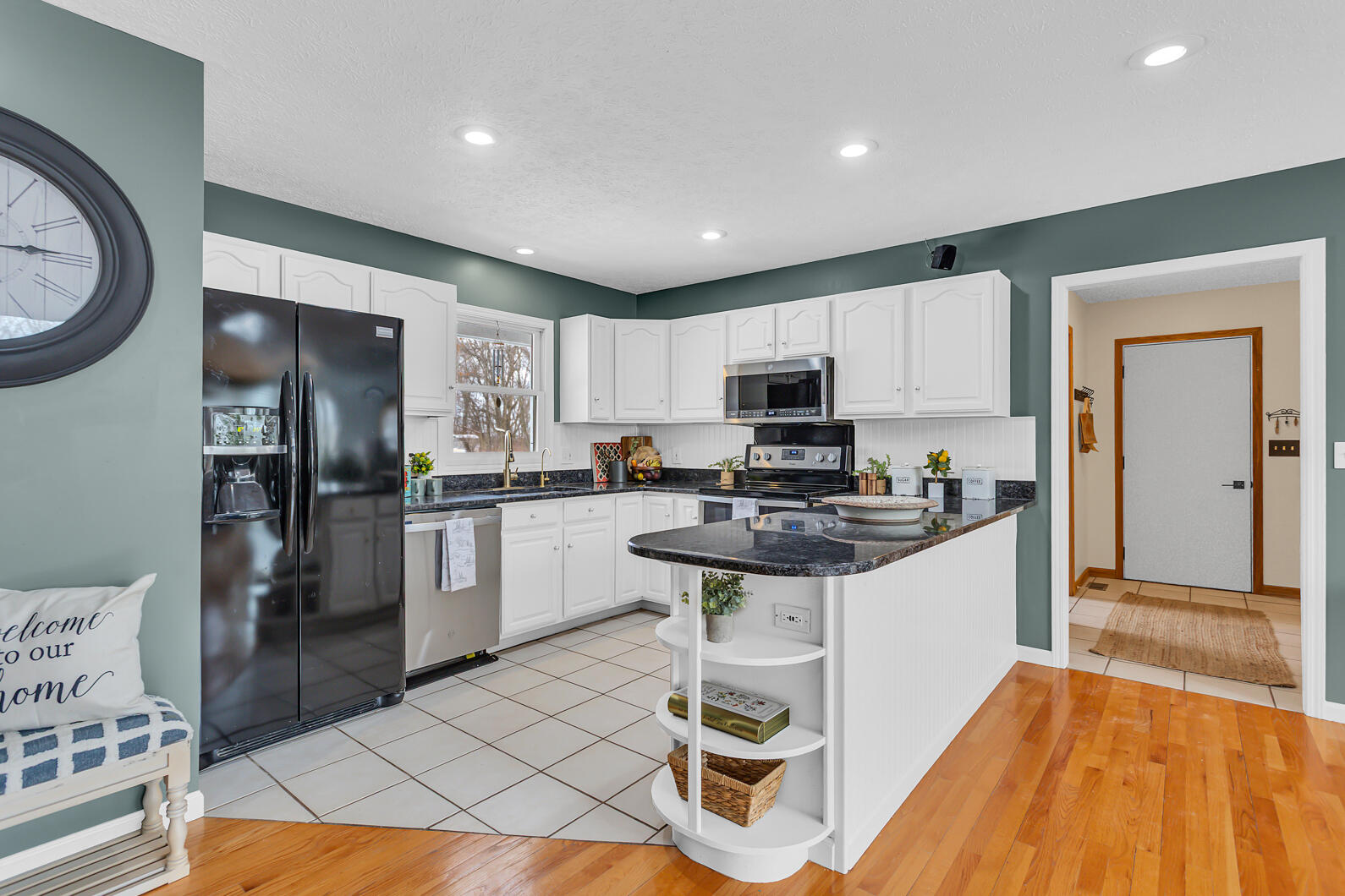 1395 South Lacey Lake Road Charlotte, MI 48813 - Photo 18 of 77 0N0A4213