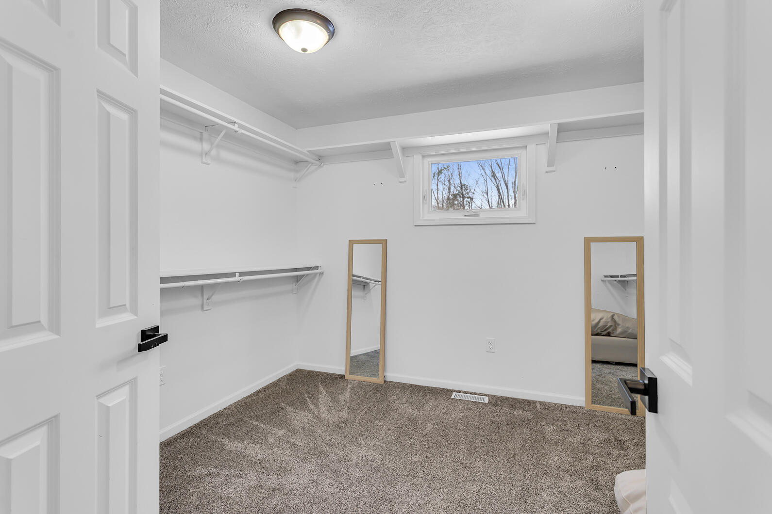 1395 South Lacey Lake Road Charlotte, MI 48813 - Photo 27 of 77 0N0A4096