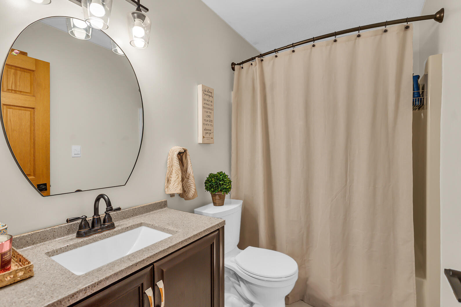 1395 South Lacey Lake Road Charlotte, MI 48813 - Photo 31 of 77 0N0A4108