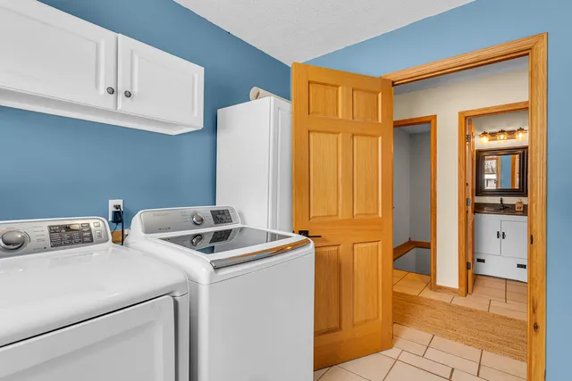 $529,900 | 1395 South Lacey Lake Road, Charlotte, MI 48813