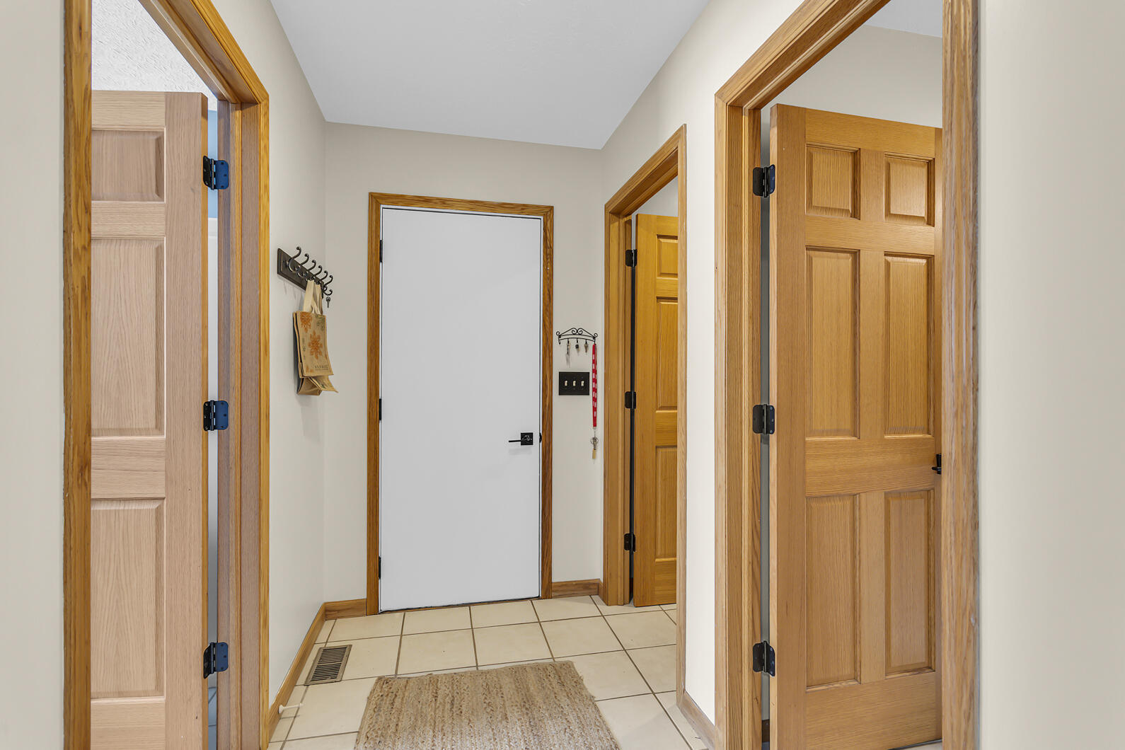 1395 South Lacey Lake Road Charlotte, MI 48813 - Photo 39 of 77 0N0A4129