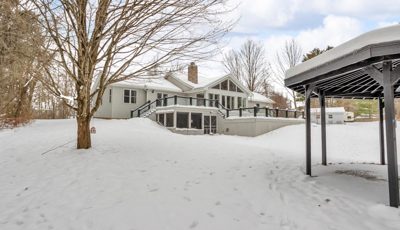 1395 South Lacey Lake Road Charlotte, MI 48813 - Photo 59 of 77 0N0A4054