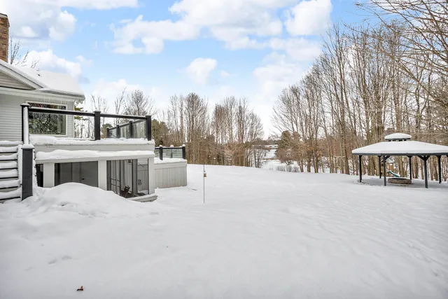 $529,900 | 1395 South Lacey Lake Road, Charlotte, MI 48813