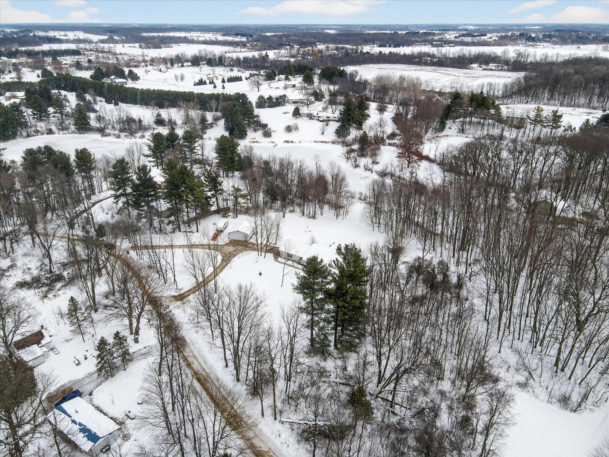 1395 South Lacey Lake Road Charlotte, MI 48813 - Photo 68 of 77 04-1395 S Lacey Lake Rd-WindowStill-Phot