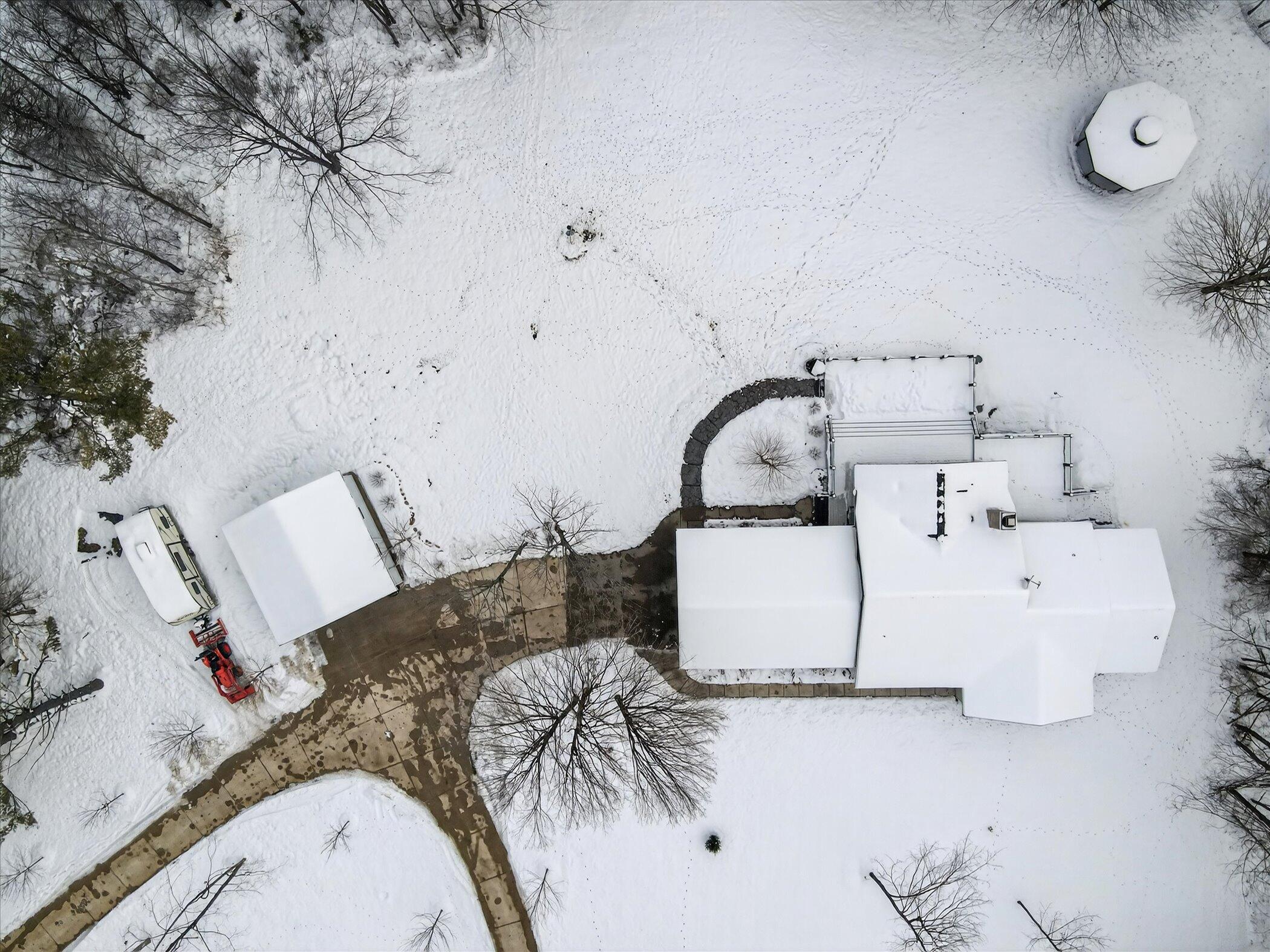 1395 South Lacey Lake Road Charlotte, MI 48813 - Photo 69 of 77 05-1395 S Lacey Lake Rd-WindowStill-Phot