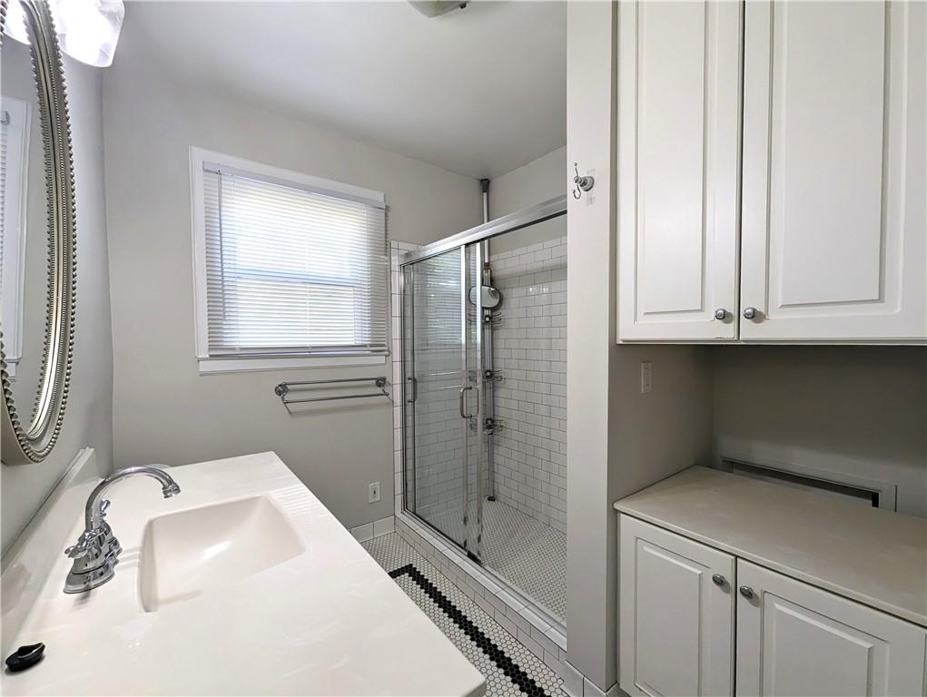 408 Oakland Street Decatur, GA 30030 - Photo 11 of 19