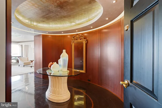 $2,600,000 | 801 Pennsylvania Avenue Northwest, Unit 1218, Washington, DC 20004