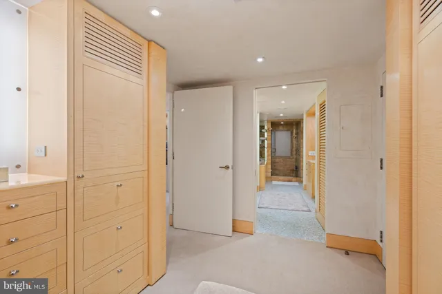 $2,600,000 | 801 Pennsylvania Avenue Northwest, Unit 1218, Washington, DC 20004