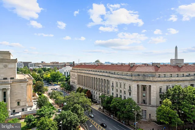 $2,600,000 | 801 Pennsylvania Avenue Northwest, Unit 1218, Washington, DC 20004