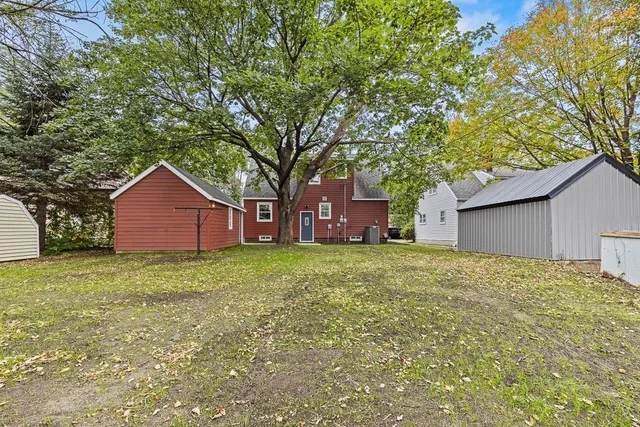 $129,000 | 218 North Sherwood Street, Ivanhoe, MN 56142