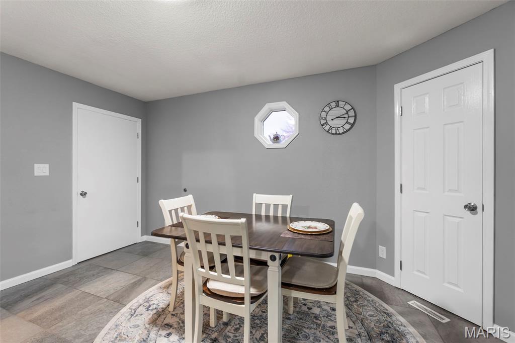 2663 State Hwy FF Jackson, MO 63755 - Photo 11 of 35